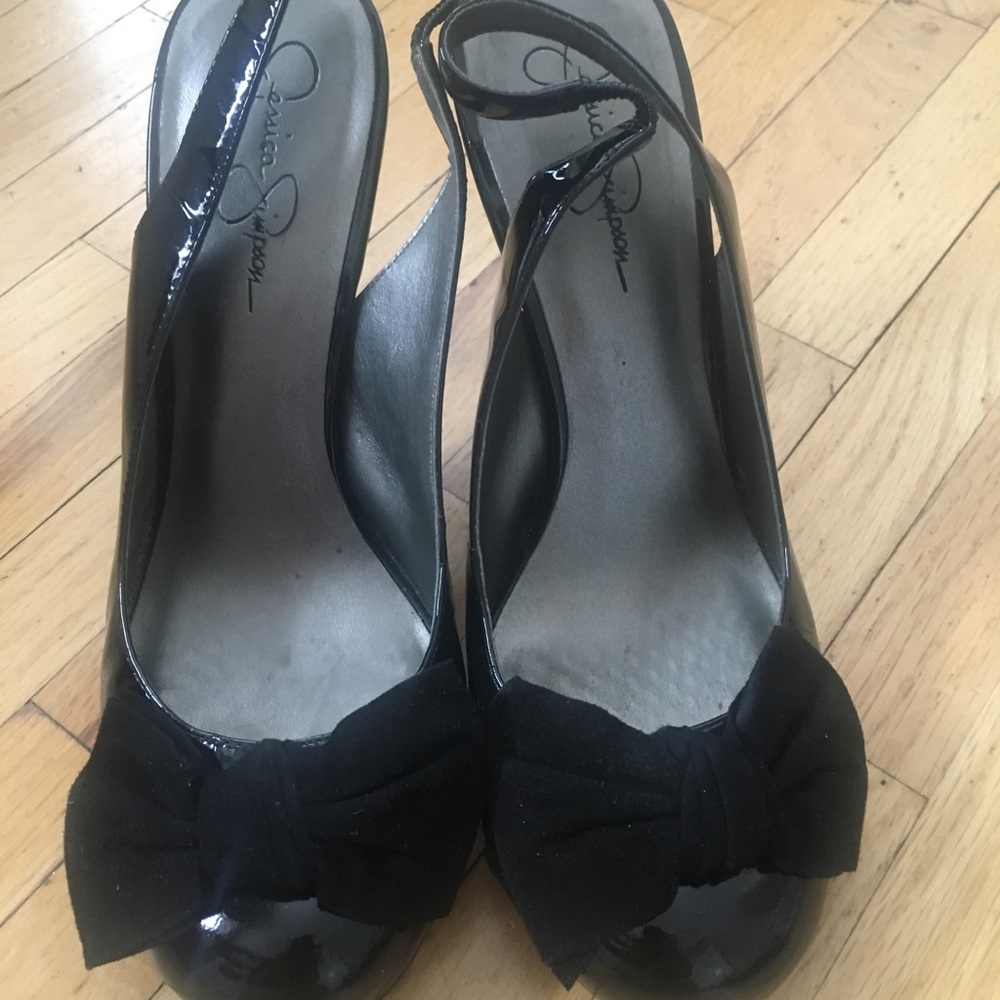 Jessica Simpson - Black Patent Round toe/Bow Slingback Heels/Pumps